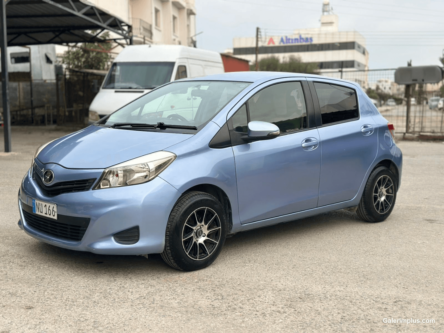2012 Toyota Vitz 1.3