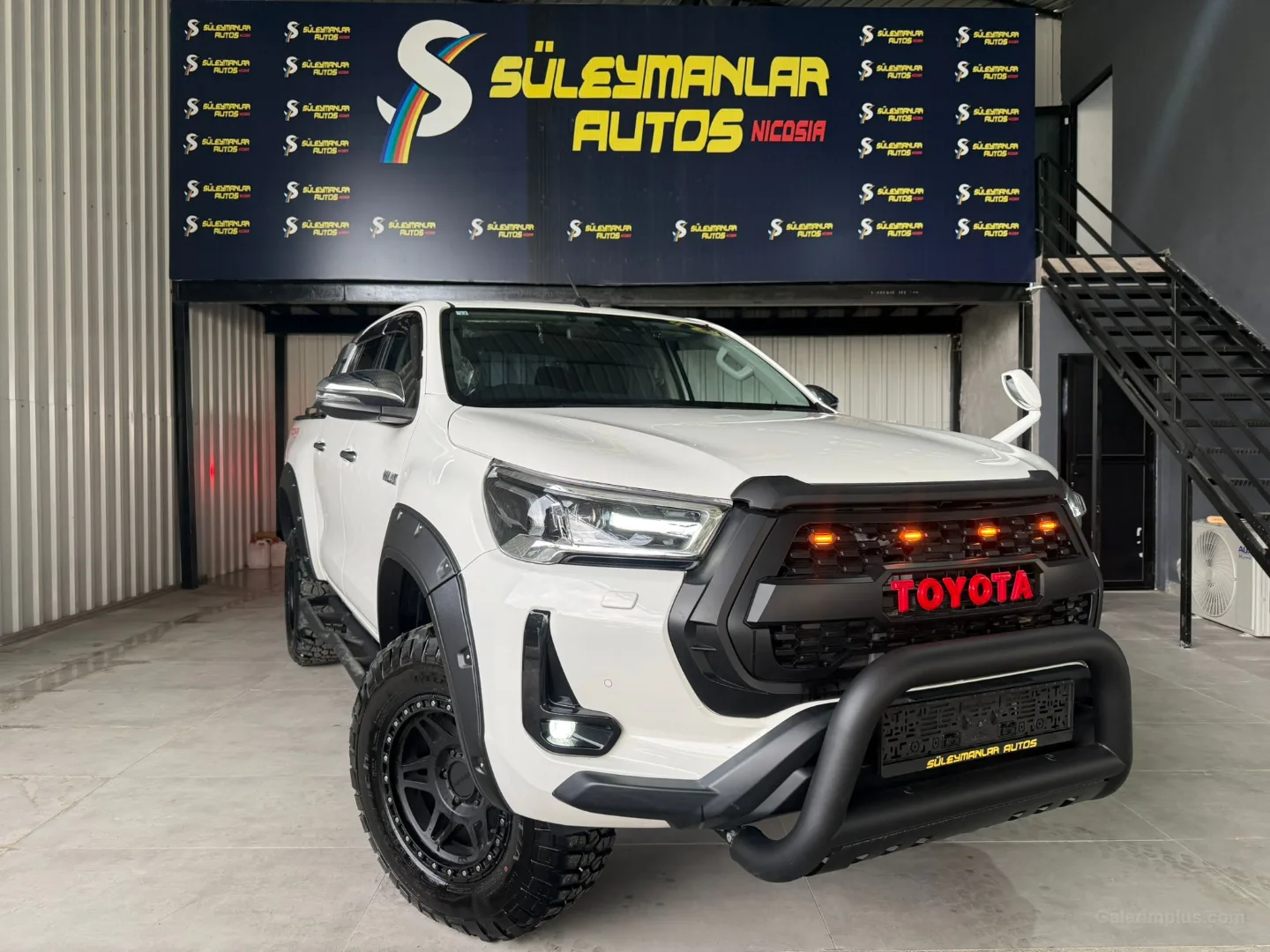 2021 Toyota Hilux 2.4 D - Fotoğraf 1
