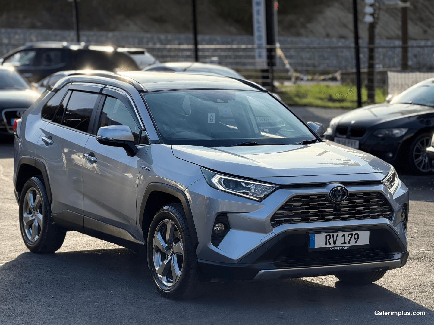 2020 Toyota RAV4 2.5 Hybrid
