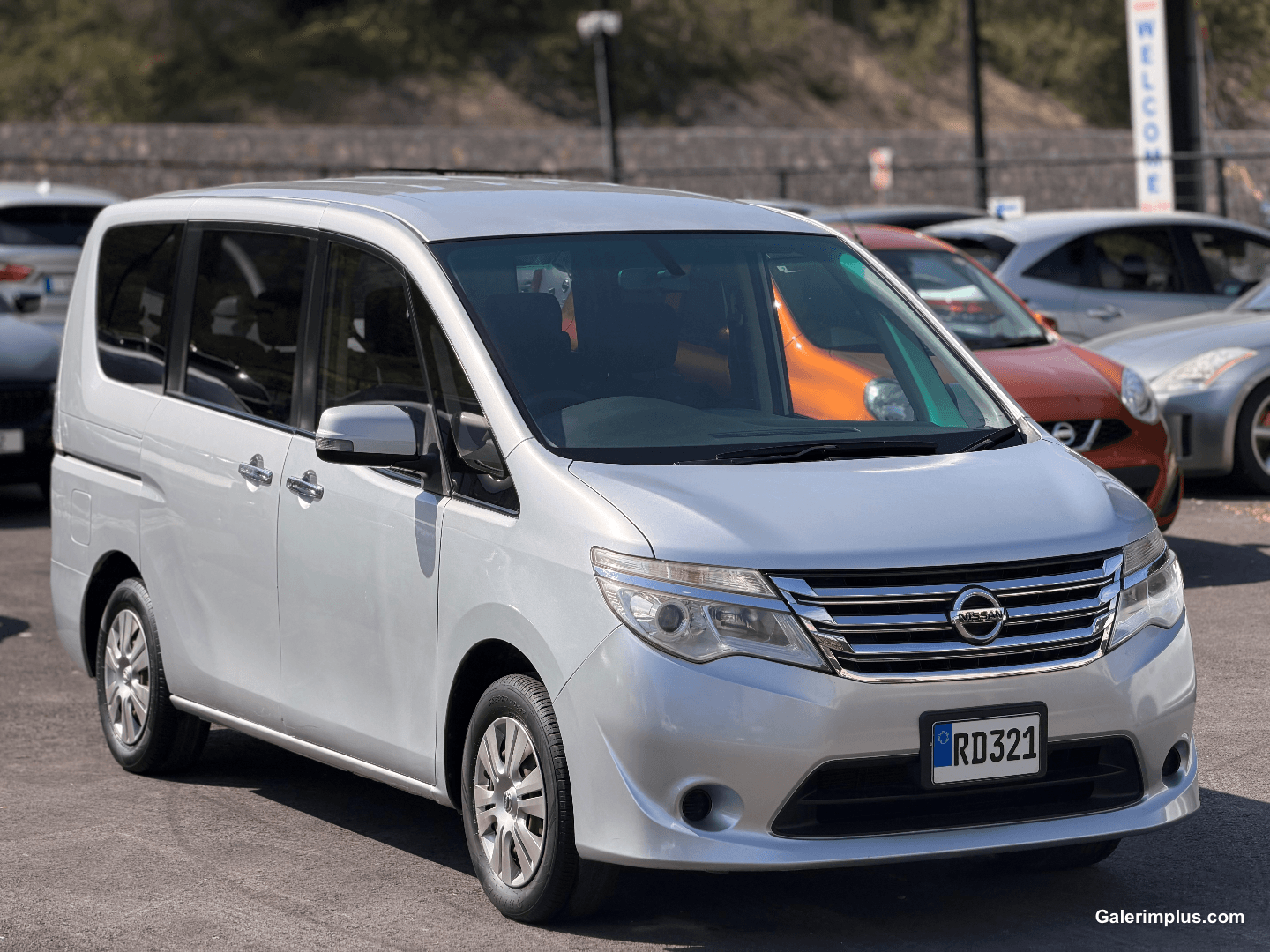 Nissan Serena 2014 Satılık İkinci El - Fotoğraf 1