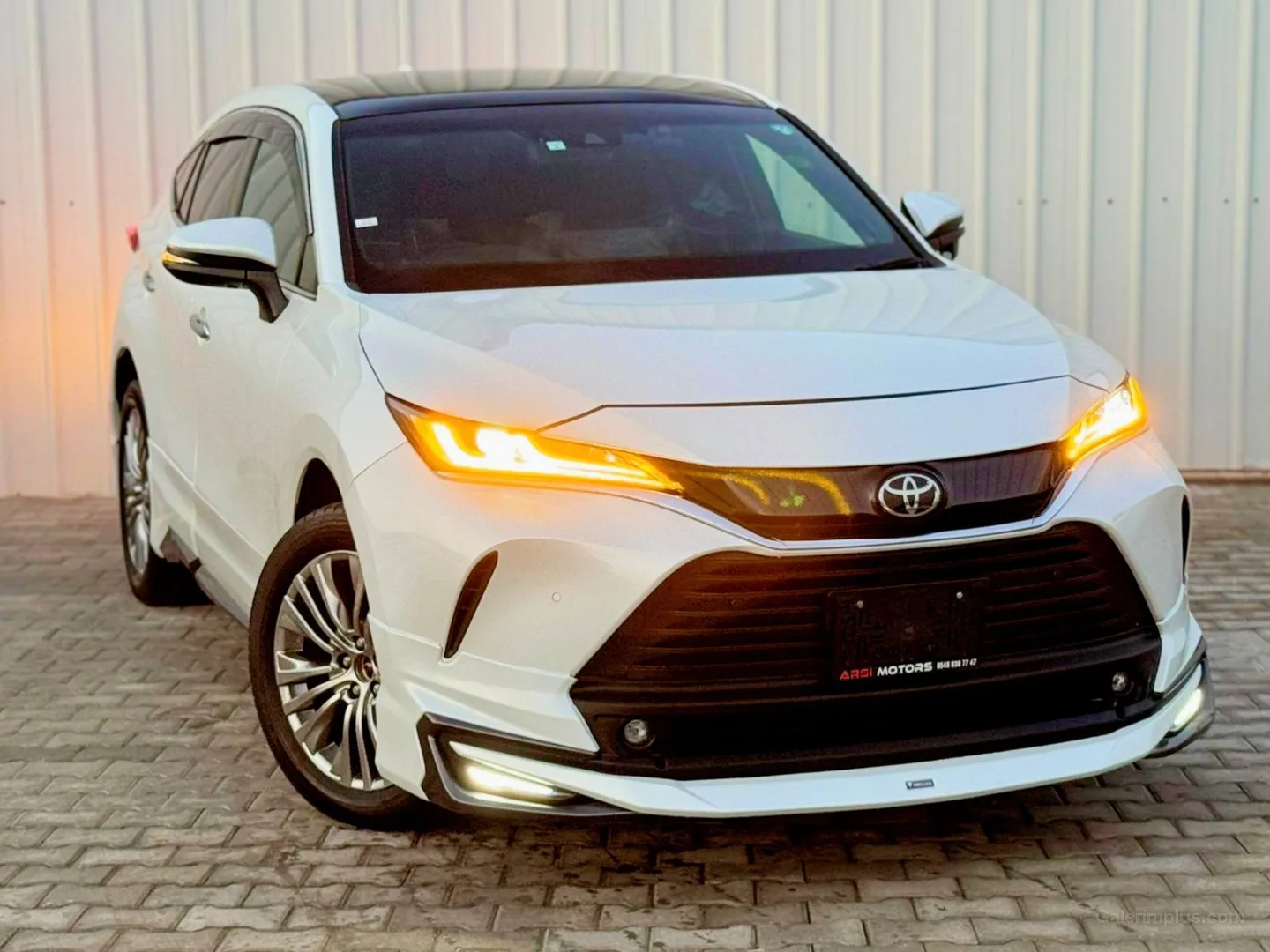 Toyota Harrier 2022 Satılık İkinci El - Fotoğraf 1