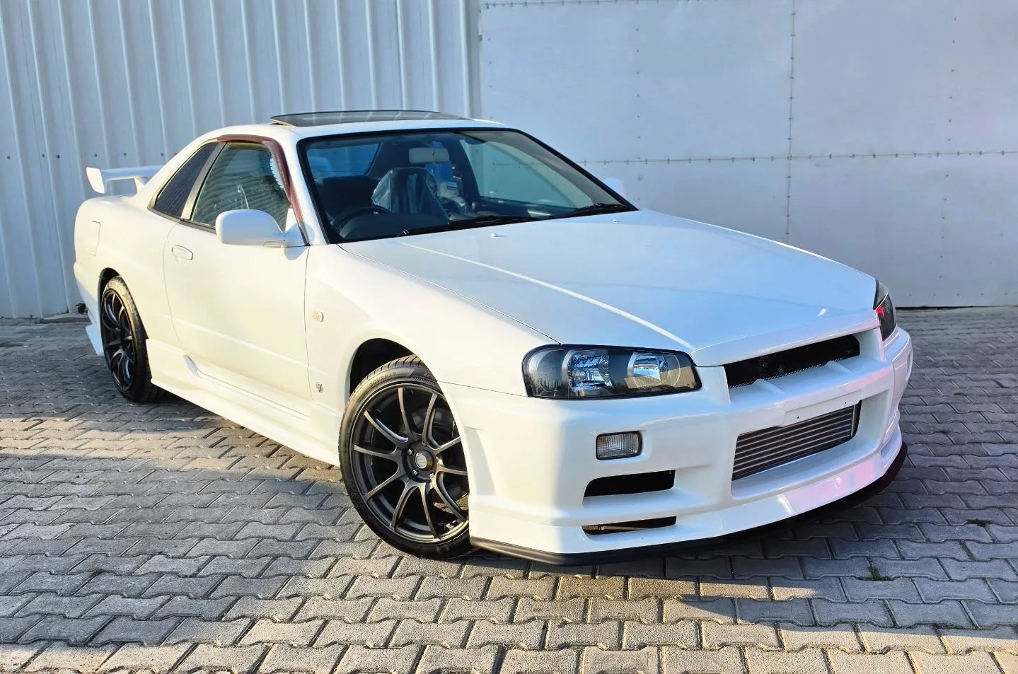 2001 Nissan Skyline - Fotoğraf 1