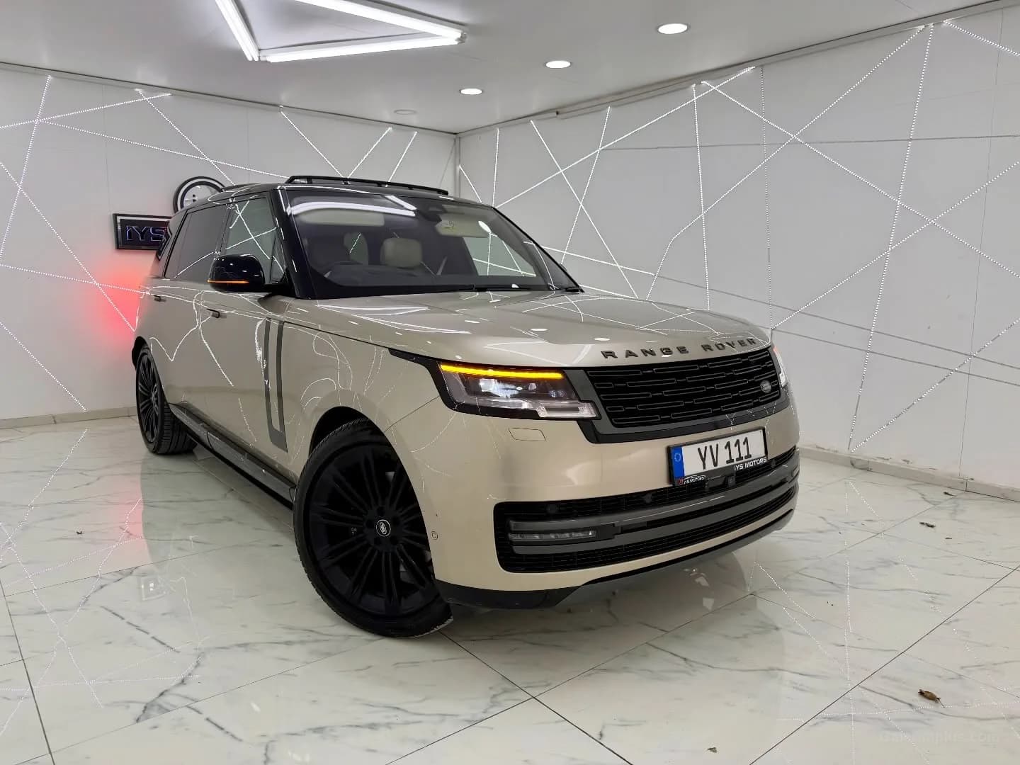 2023 Land Rover Range Rover 3.0 D350