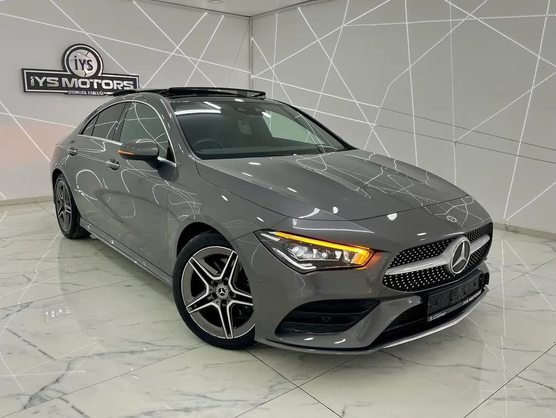 2022 Mercedes-Benz CLA 200
