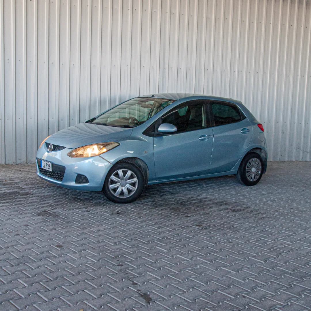 2007 Mazda Demio 1.3i