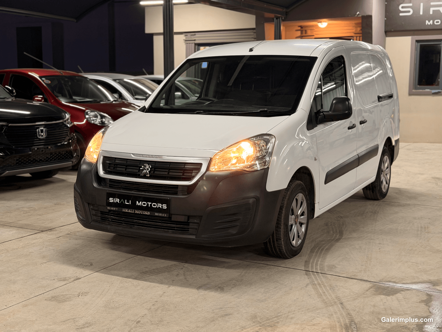 Peugeot Partner 2018 Satılık İkinci El - Fotoğraf 1