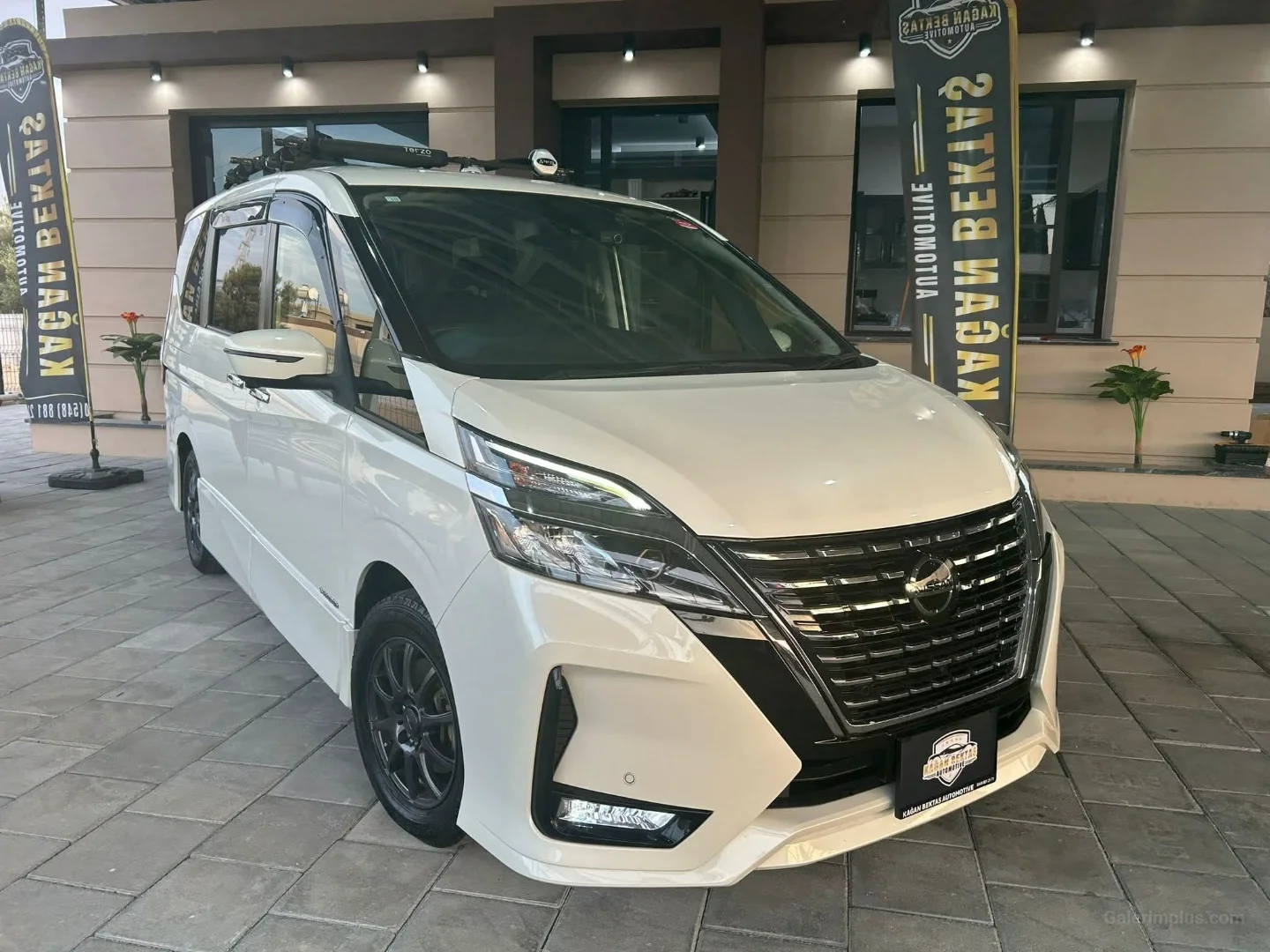 Nissan Serena 2021 Satılık İkinci El - Fotoğraf 1