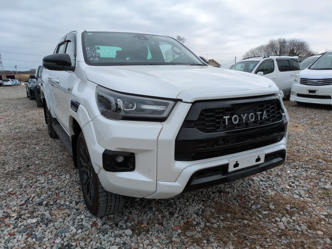 Toyota Hilux 2024 Satılık İkinci El - Fotoğraf 1