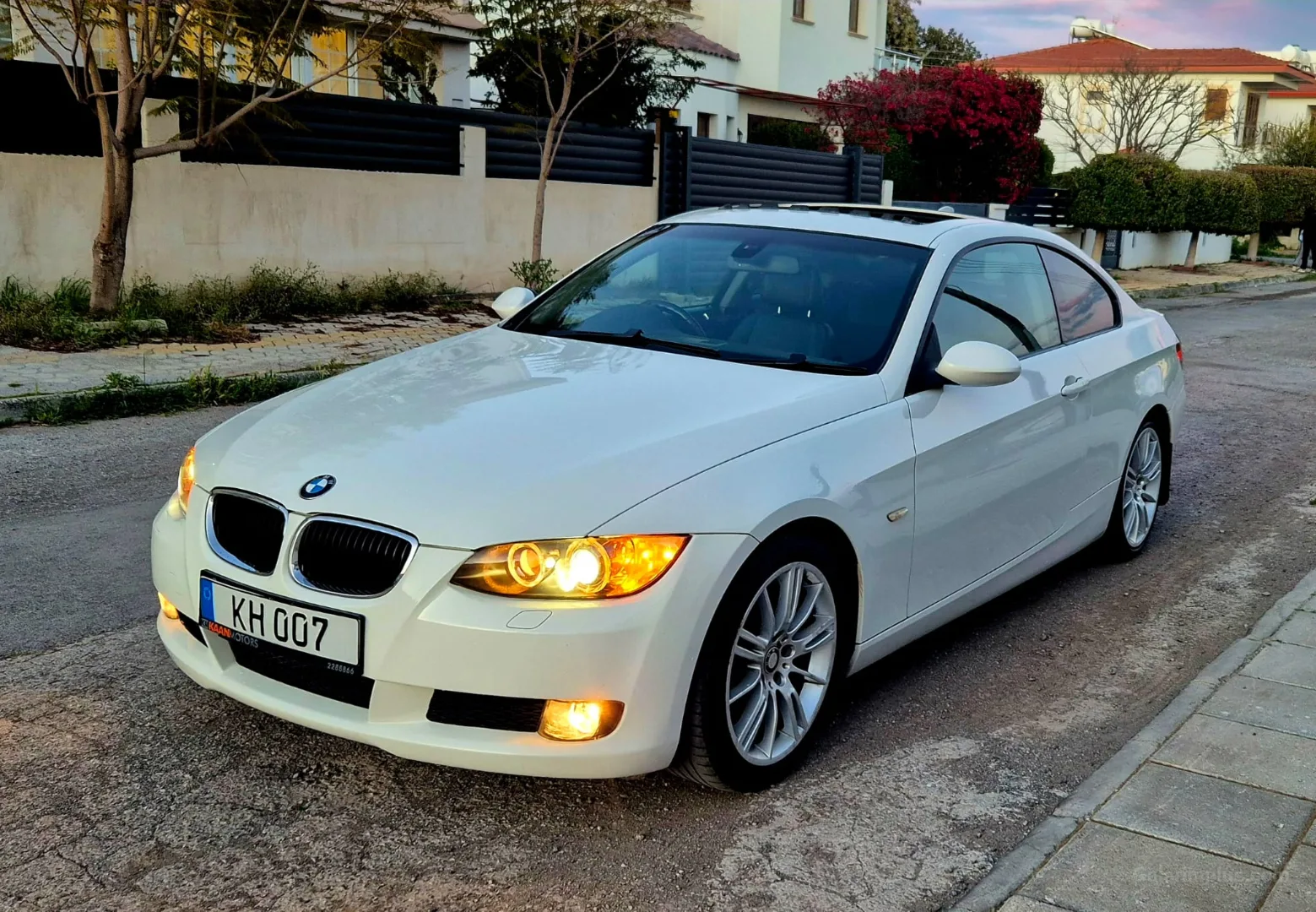 2008 BMW 3 Serisi 320i - Fotoğraf 1