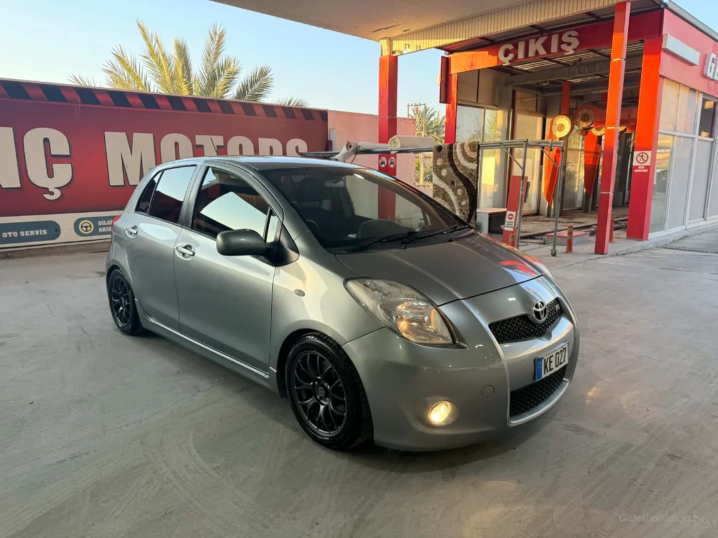 2005 Toyota Vitz 1.5 VVTI-I 16V