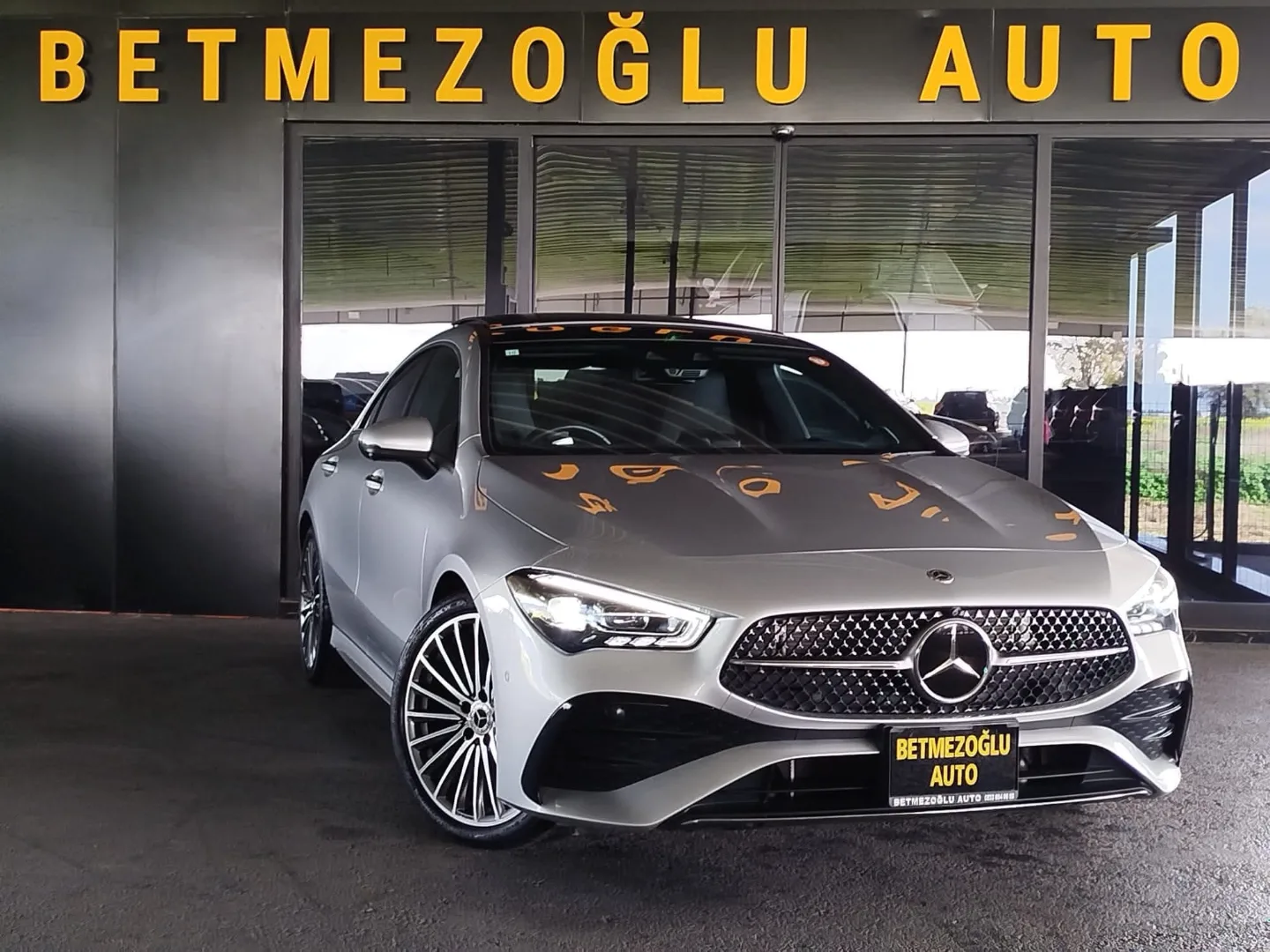 Mercedes-Benz CLA 2024 Satılık İkinci El - Fotoğraf 1