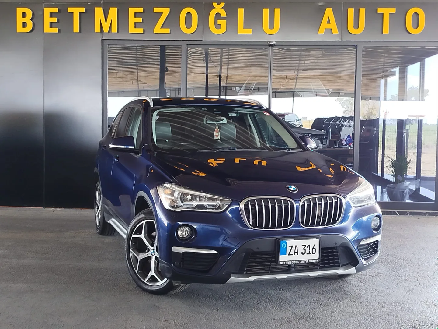 2020 BMW X1 18d xDrive - Fotoğraf 1