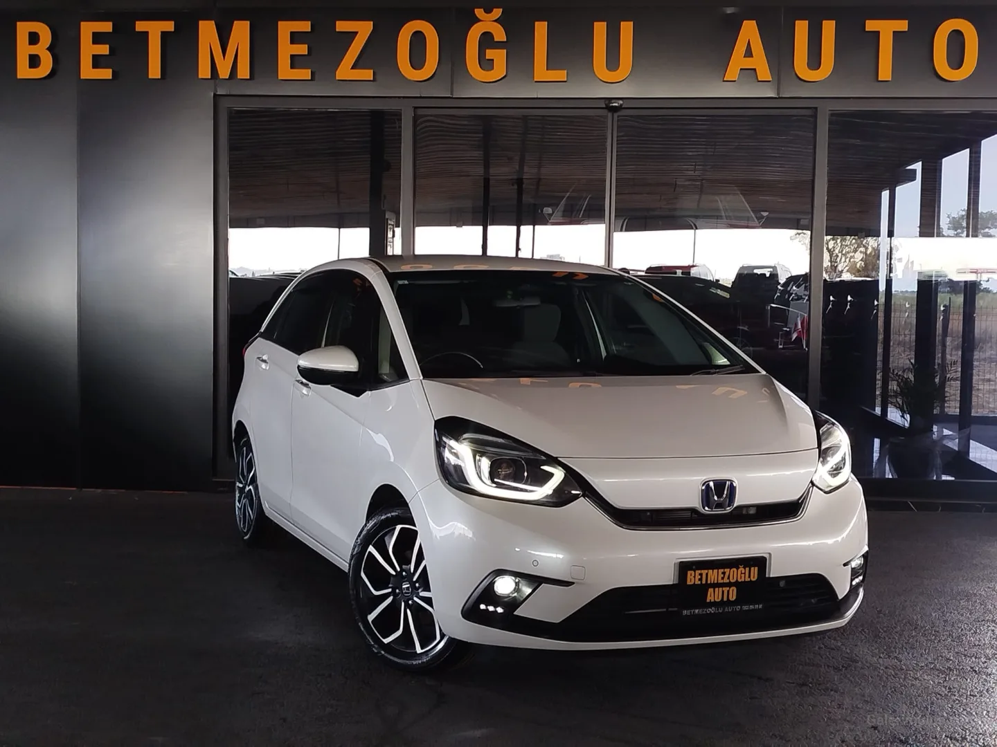 2021 Honda Fit 1.5 Hybrid Automatic - Fotoğraf 1