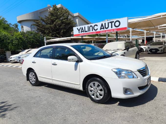 2012 Toyota Prius - Fotoğraf 1