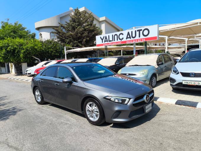 2021 Mercedes-Benz A 180 - Fotoğraf 1